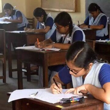 10,11,12ம் வகுப்பு பொதுத்தேர்வுக்கான அட்டவணையை வெளியீடு.. விவரம் இதோ!