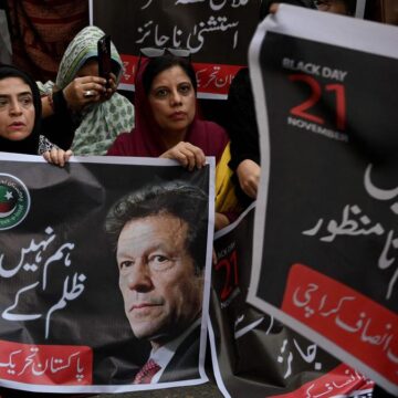 Imran Khan’s sisters demand probe into ‘brutal’ police assault on them outside Pakistan’s Adiala Jail