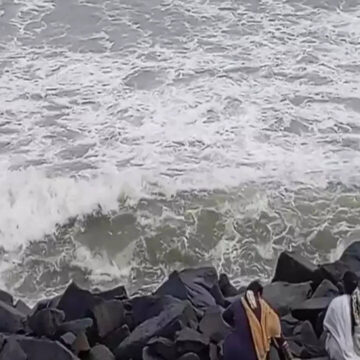 Cyclone Ditwah: IMD issues red alert for north Tamil Nadu, Puducherry; top 10 developments