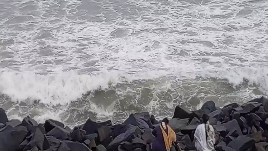 Cyclone Ditwah: IMD issues red alert for north Tamil Nadu, Puducherry; top 10 developments