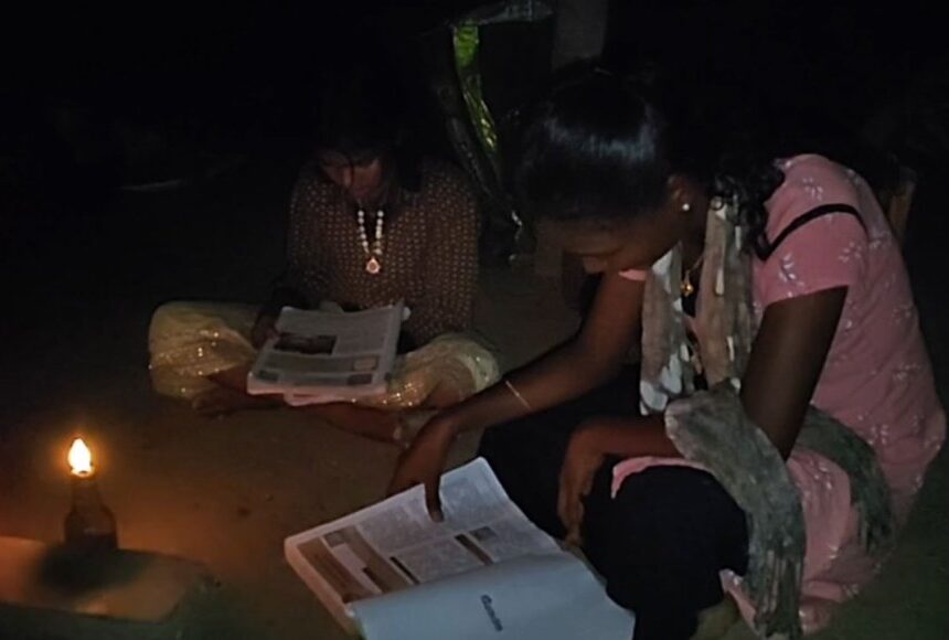 இருள் சூழ்ந்த இருளர் மக்களின் வாழ்வு-‘ஜெய் பீம்’ பாணியில் அடிப்படை வசதி இல்லாமல் அவதி