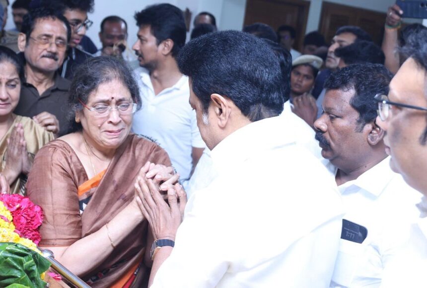 ஈவிகேஎஸ் இளங்கோவன் மறைவு- முதலமைச்சர் நேரில் அஞ்சலி