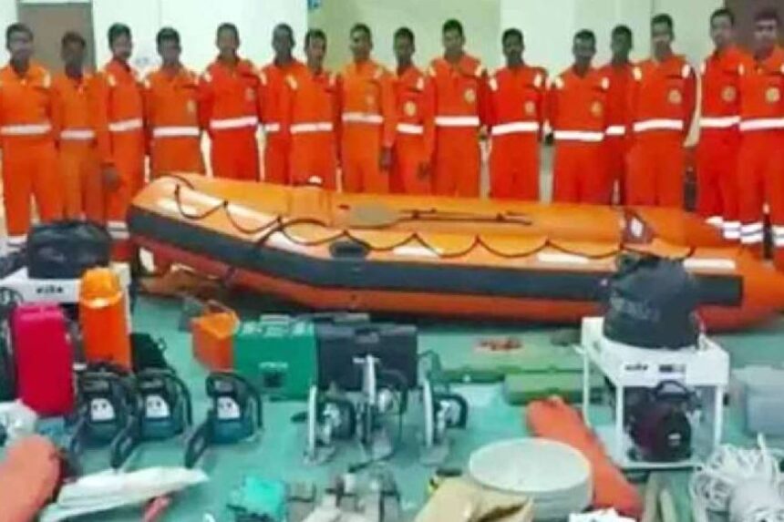 கனமழை முன்னெச்சரிக்கை: நெல்லையில் இருந்து  சென்னை விரையும் பேரிடர் மீட்பு படை..