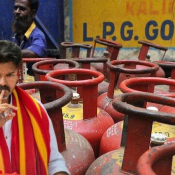 சிலிண்டர் விலை ஏற்றம்.. தேர்தல் வந்தால் தான் கரிசனம் வருமா? விஜய் கேள்வி