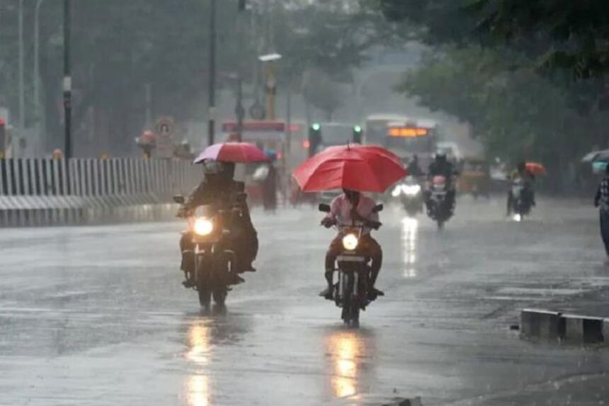 சென்னைக்கு ஆரஞ்ச் அலர்ட் -10 மாவட்டங்களில் கனமழை எச்சரிக்கை