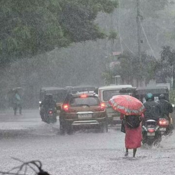 சென்னையில் மதியம் வரை மழை-மக்களுக்கு அலர்ட் விடுத்த வானிலை மையம்
