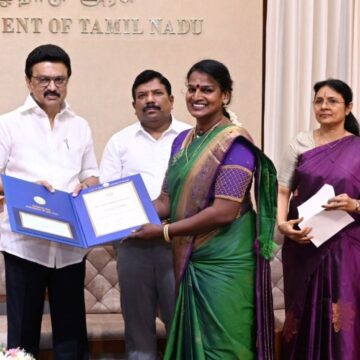 தமிழக அரசின் சிறந்த திருநங்கை விருது.. நடப்பாண்டு வென்றவர்கள் யார்?