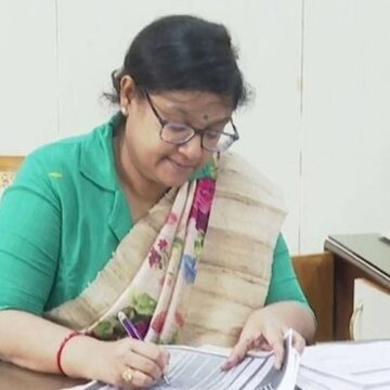 தமிழகத்தின் முதல் பெண் தலைமை தேர்தல் அதிகாரி- யார் இந்த அர்ச்சனா பட்நாயக்?