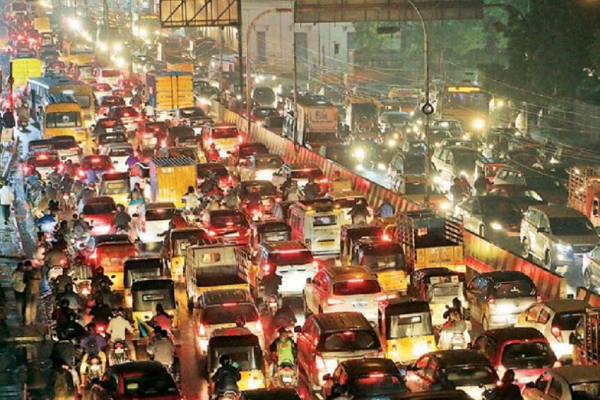 தொடர் விடுமுறை – சொந்த ஊர்களுக்குப் படையெடுத்த மக்கள்