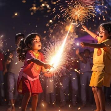 நாடு முழுவதும் தீபாவளி பண்டிகை கோலாகல கொண்டாட்டம்.. பட்டாசுகள் வெடித்து உற்சாக கொண்டாட்டம்