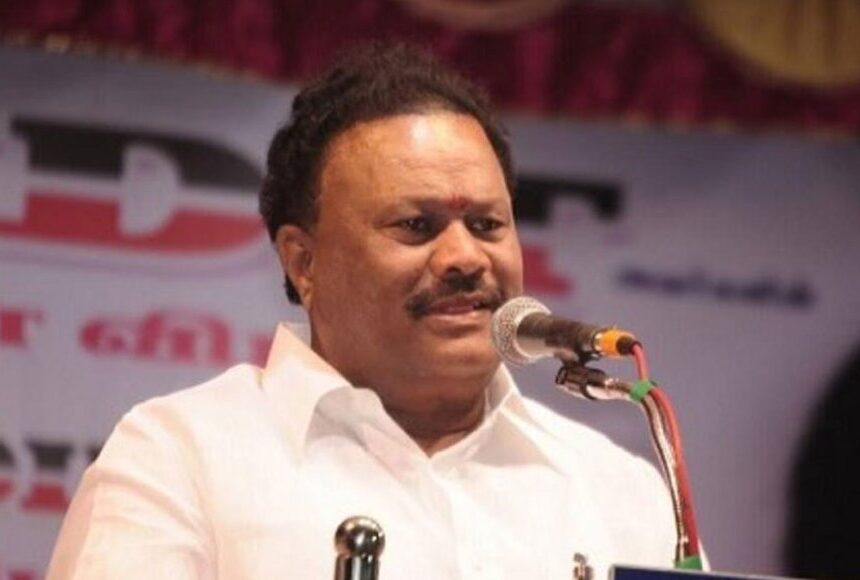 பாஜகவுடன் அதிமுக மீண்டும் கூட்டணி?- முன்னாள் அமைச்சர் சொன்ன பதில் பாஜகவுடன் அதிமுக மீண்டும் கூட்டணி?- முன்னாள் அமைச்சர் சொன்ன பதில்