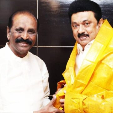 மு.க.ஸ்டாலினுக்கு அழைப்பு விடுத்த வைரமுத்து – காரணம் இதுதான்!