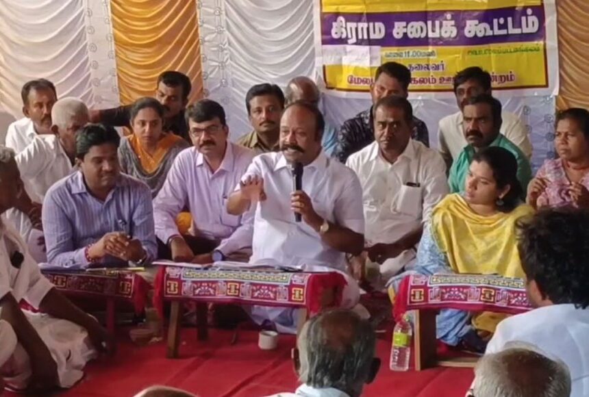 யாரும் உழைப்பதற்கு தயாராக இல்லை - கிராம சபை கூட்டத்தில் ஆதங்கப்பட்ட அமைச்சர் யாரும் உழைப்பதற்கு தயாராக இல்லை – கிராம சபை கூட்டத்தில் ஆதங்கப்பட்ட அமைச்சர்