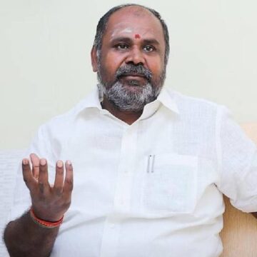 ”யாரும் கேட்கமாட்டாங்கன்னு நினச்சீங்களா?” கடுமையாக சாடிய ஆர்.பி.உதயகுமார்!