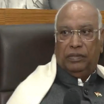 PM Modi & RSS reading Preamble a victory for founding fathers: Congress