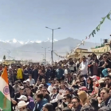 Police fired on Leh protesters without orders, Congress tells probe panel Police fired on Leh protesters without orders, Congress tells probe panel