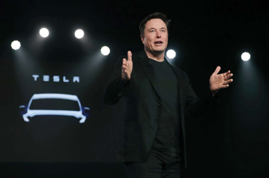 Tesla rivals risk dying out without autonomy: Elon Musk warns; says they aren’t listening Tesla rivals risk dying out without autonomy: Elon Musk warns; says they aren’t listening