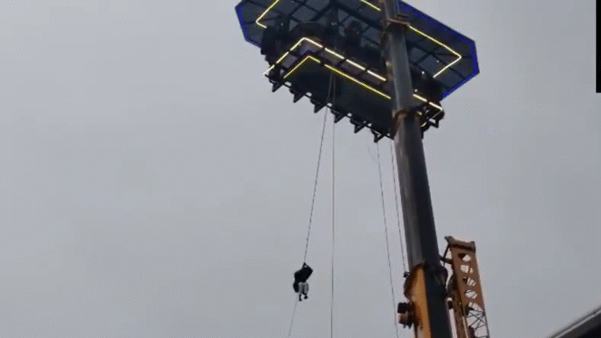 Tourists stuck 120ft up in air: Sky dining goes wrong in Kerala; rescue under way
