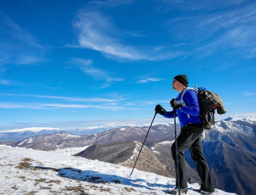 ‘Went hiking at 15000 ft. and suddenly lost my vision in the right eye’: Eye surgeon shares rare case of high altitude retinopathy