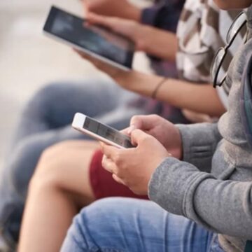 A smartphone before age 12 could carry health risks, study says