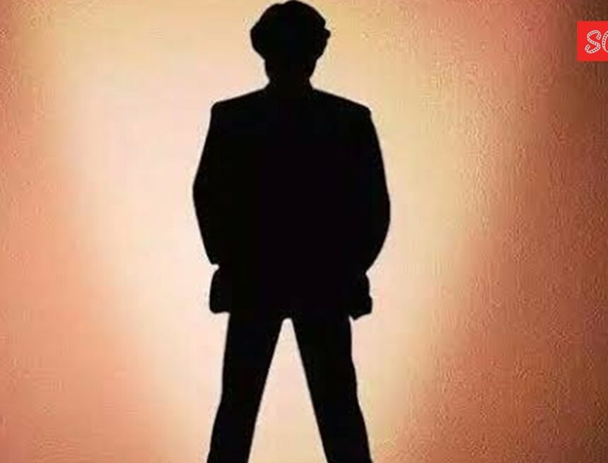 ‘Extremely poor’ Rajinikanth refused to give up bus conductor ‘sarkari’ job, friend’s support made him India’s biggest superstar