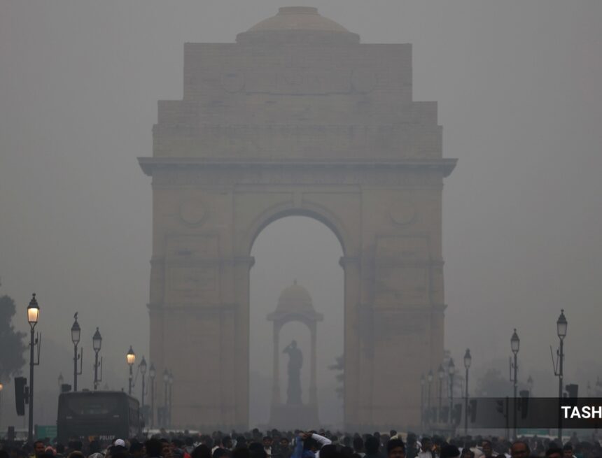 Nutritionist shares her ‘pollution prep bag’ for Delhi-NCR’s toxic air; physician explains what actually helps