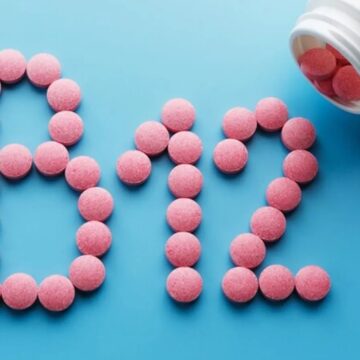 Orthopedic claims B12 tablet gives ‘false positive results’ compared to injection; internal medicine expert says ‘not necessarily true’