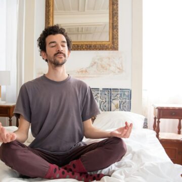 This is what happens when you meditate for just 5 minutes daily before sleeping