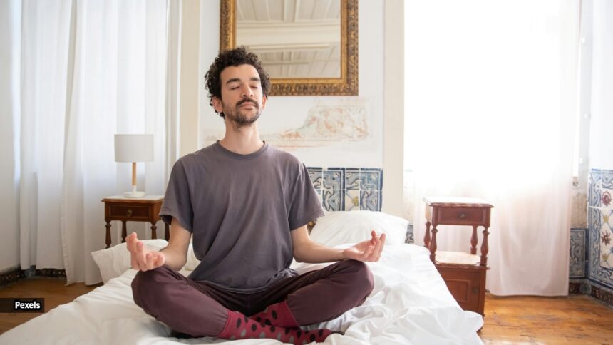 This is what happens when you meditate for just 5 minutes daily before sleeping