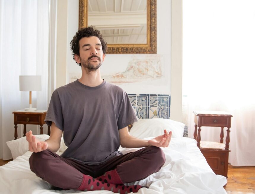 This is what happens when you meditate for just 5 minutes daily before sleeping