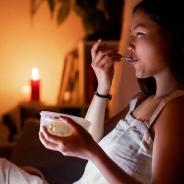 Dietitian recommends you go to bed slightly hungry; here’s why
