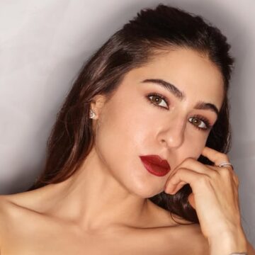 Inside Sara Ali Khan’s bag: ‘There’s chewing gum, for when you’re hungry’