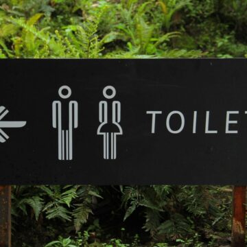 ‘My urine smells really badly lately, like acid. What could be the reason?’