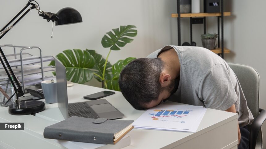 Vascular surgeon calls your chair a serious health risk, shares ‘sedentary survival guide’ for people who sit all day’: ‘8, 10, or 12 hours a day…’