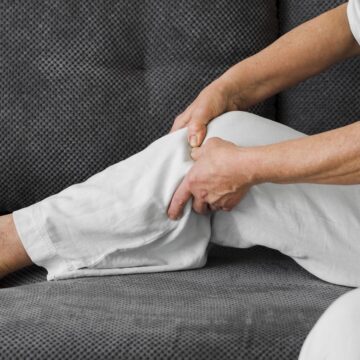 Cardiologist warns recurring leg cramps are ‘not normal’: ‘Your body is sending signals – listen early’