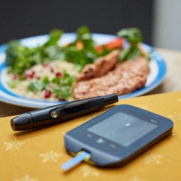 ‘Is a blood sugar reading of 156 normal 2 hours after eating?’