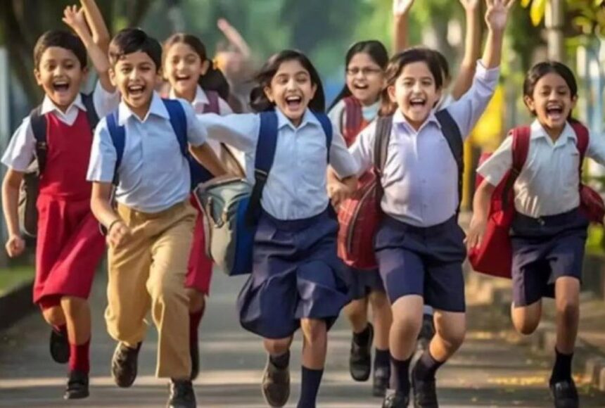 ஏப்ரல் 18- முதல் விடுமுறை, ஜூன் 4-ல் பள்ளிகள் திறப்பு : பள்ளிக்கல்வித்துறை திட்டம் ஏப்ரல் 18- முதல் விடுமுறை, ஜூன் 4-ல் பள்ளிகள் திறப்பு : பள்ளிக்கல்வித்துறை திட்டம்