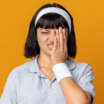 ‘My left eyelid has been twitching for about a month now. What’s wrong with me?’