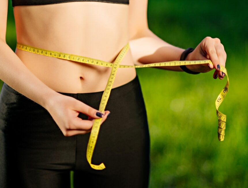 15 kg in 50 days? Nutritionist reveals why viral weight loss hacks are dangerous