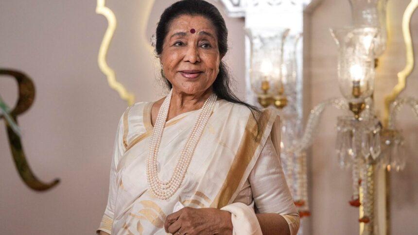 ‘Goli khaana padta tha’: When Asha Bhosle revealed she’s slept only 3–4 hours a night since age 15