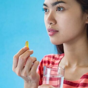 Before you mix Vitamin D drops with coconut oil, know what internal medicine experts have to say