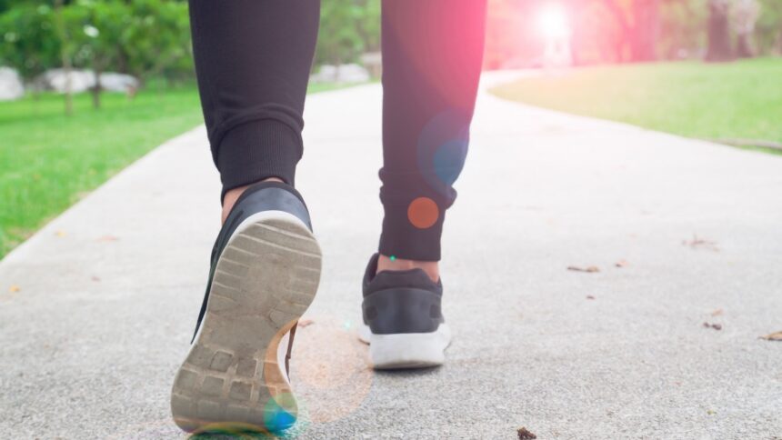 Common walking mistakes you should avoid Common walking mistakes you should avoid