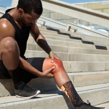 ‘Why do my knees hurt when climbing stairs but feel normal while walking?’