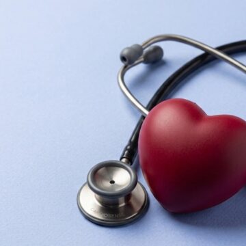 ‘Your heart does not love the modern workday’: Top cardiologist’s 7am to 9pm routine to reverse sedentary damage
