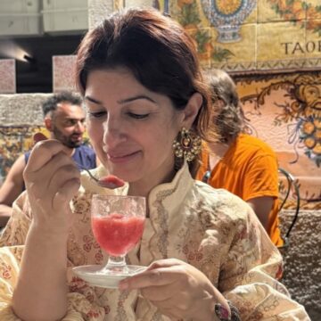 Twinkle Khanna’s ‘hot flushes travel guide’ suggests drowning sorrows — ‘but not in alcohol’ Twinkle Khanna’s ‘hot flushes travel guide’ suggests drowning sorrows — ‘but not in alcohol’