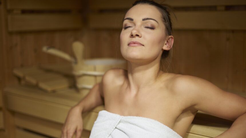 15 minutes in a sauna vs steam room: This is what actually happens to your body