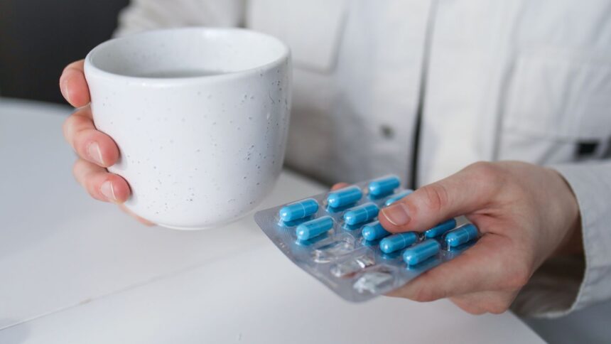 Antibiotics and blood sugar: Can they temporarily affect glucose metabolism?