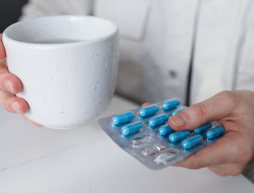 Antibiotics and blood sugar: Can they temporarily affect glucose metabolism?