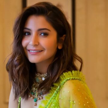 Anushka Sharma shares her easy almond cappuccino recipe; nutritionist weighs in