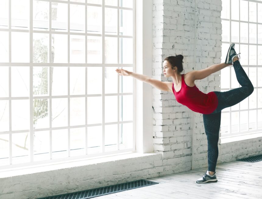 ‘Blood can start pooling in your legs’: What happens when you stand for too long